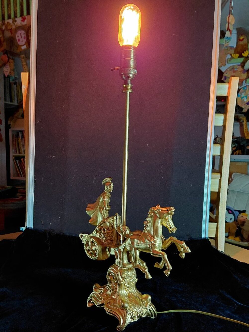 Trump's garage sale - one of a kind - golden chariot Art Lamp - Mood light decor